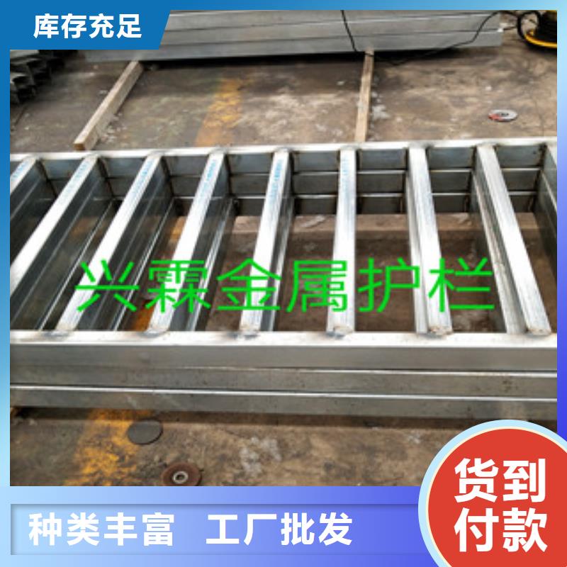 橋梁護(hù)欄碳鋼防撞護(hù)欄用心制造廠家經(jīng)驗(yàn)豐富