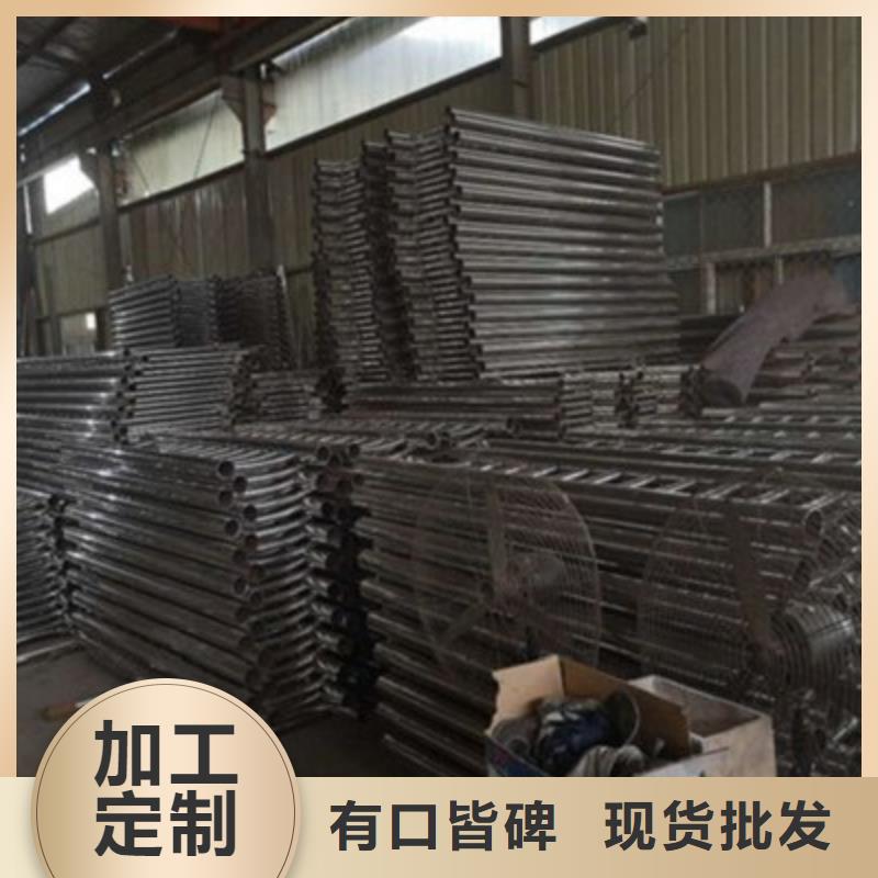 【橋梁燈光防撞護欄】,河堤防撞護欄為品質(zhì)而生產(chǎn)好產(chǎn)品不怕比