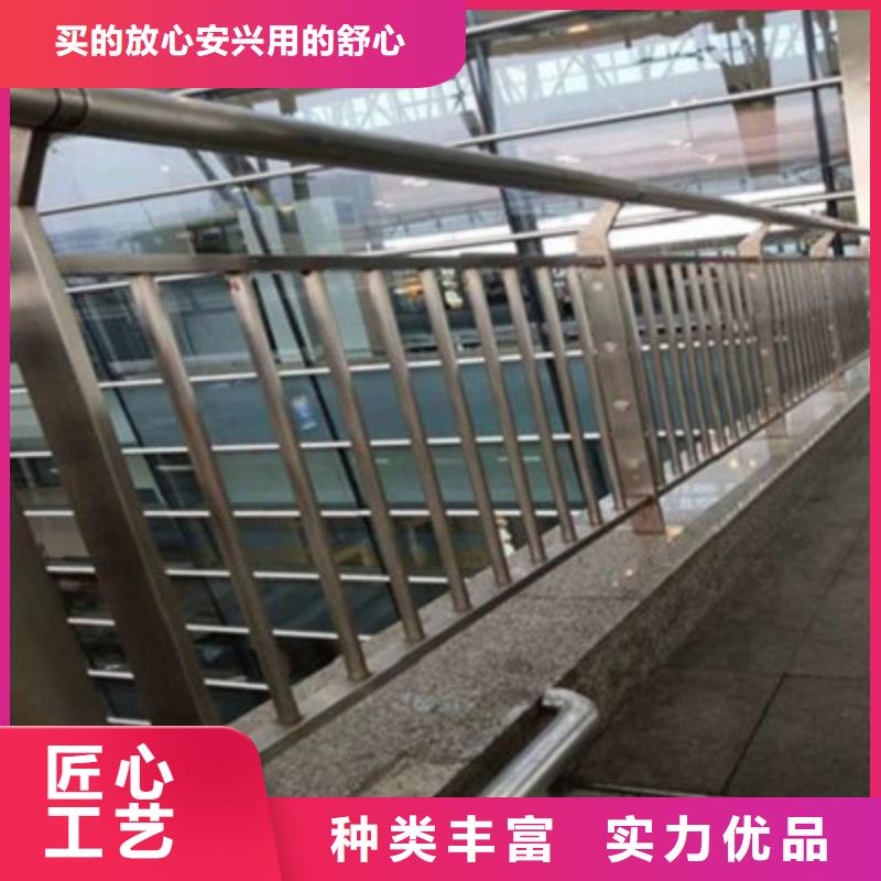 橋梁燈光防撞護欄防撞護欄立柱專注生產(chǎn)N年根據(jù)要求定制