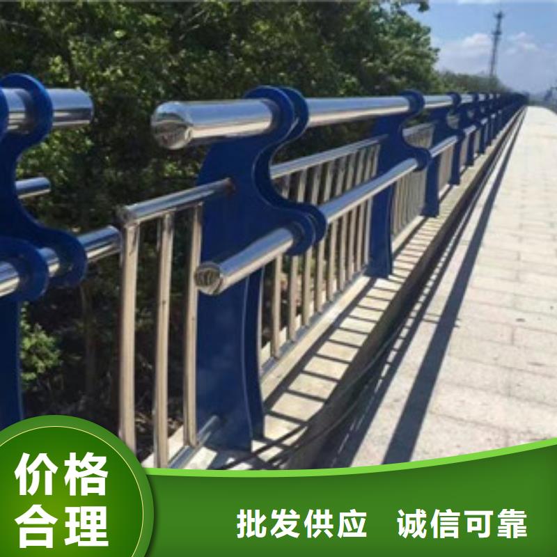 木紋轉印護欄防撞護欄質量牢靠精心選材