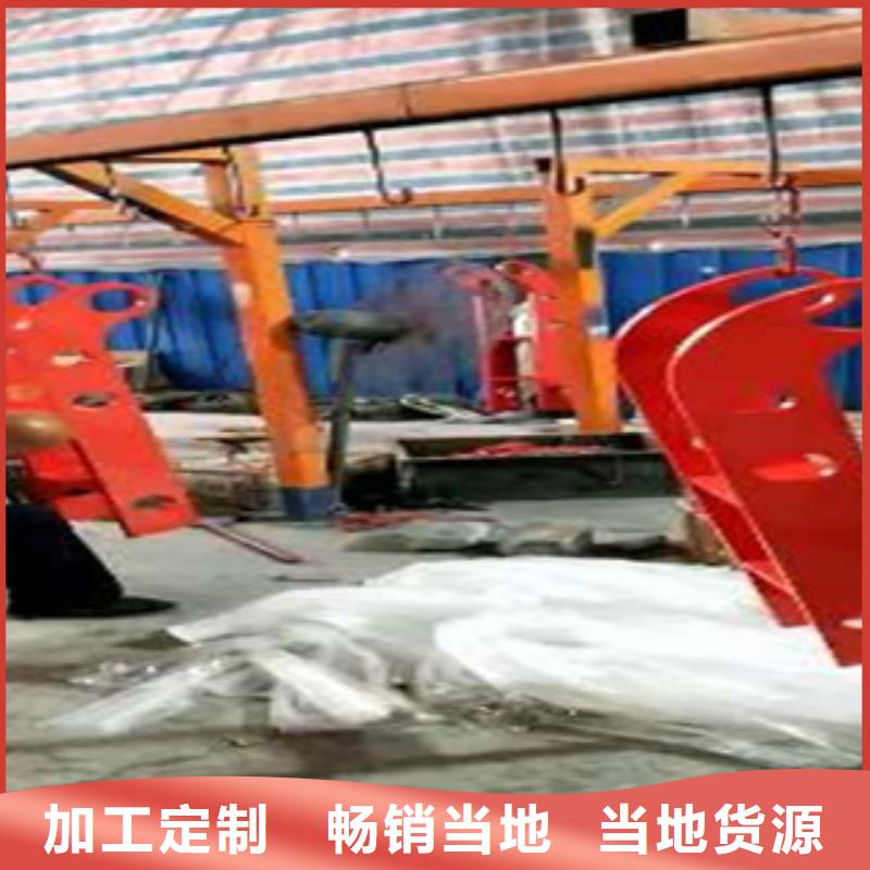 不銹鋼復(fù)合管不銹鋼橋梁防護(hù)欄桿廠家研發(fā)生產(chǎn)銷售一周內(nèi)發(fā)貨