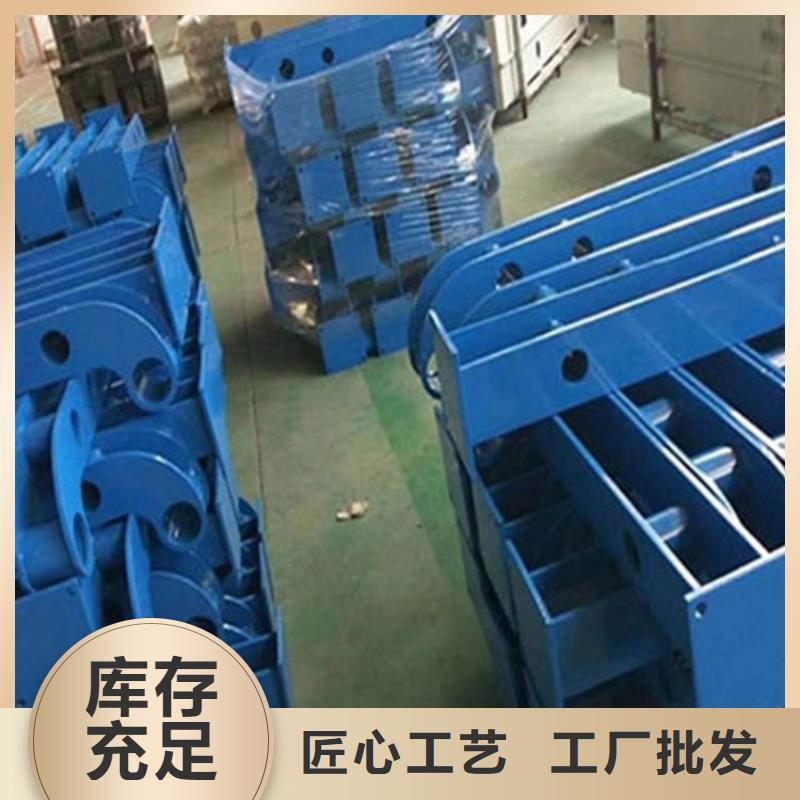不銹鋼碳素鋼復(fù)合管不銹鋼復(fù)合管產(chǎn)品細(xì)節(jié)廠家大量現(xiàn)貨
