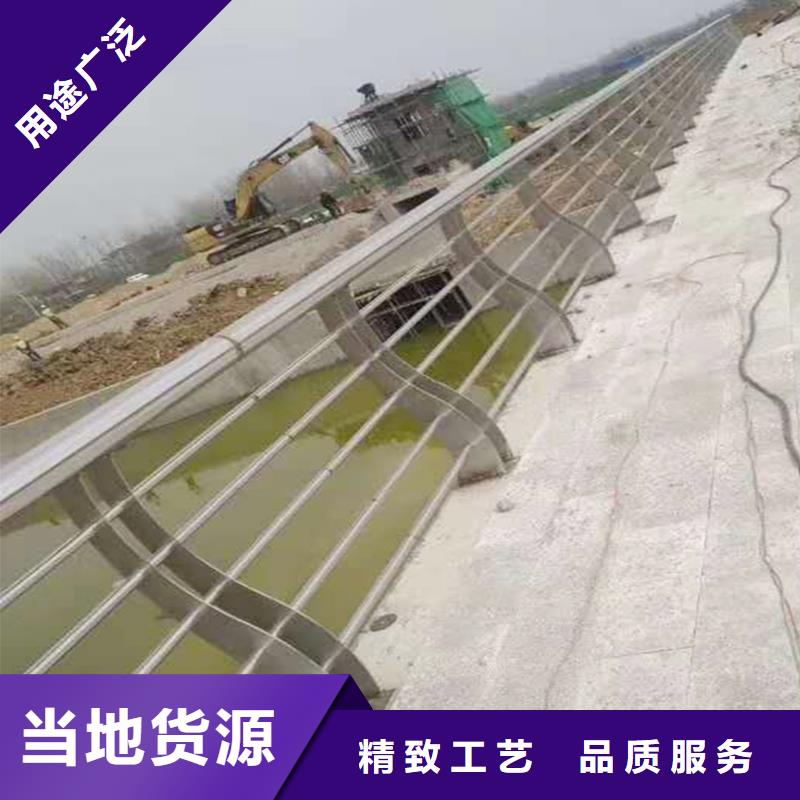 304不銹鋼燈光護(hù)欄廠誠(chéng)信經(jīng)營(yíng)穩(wěn)固結(jié)實(shí)不銹鋼防撞護(hù)欄多行業(yè)適用
