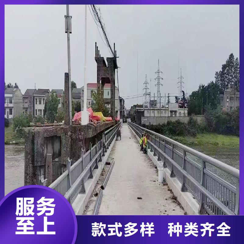 Q355B河道橋梁護(hù)欄廠家工廠自營(yíng)橋梁護(hù)欄低價(jià)貨源