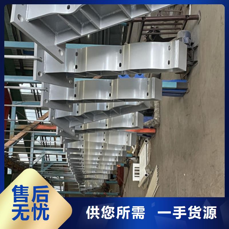 天橋防護欄桿廠家直銷