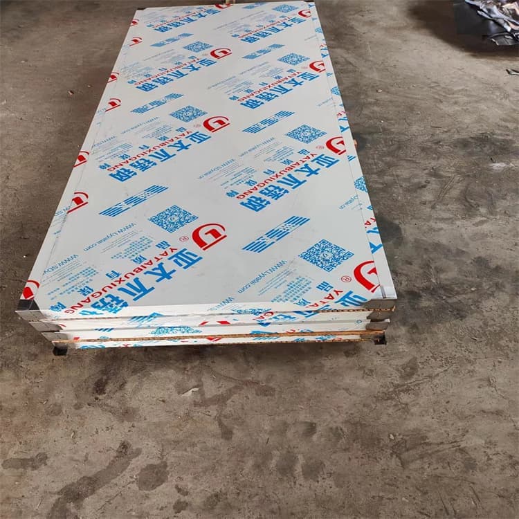 手动单开铅门生产流程