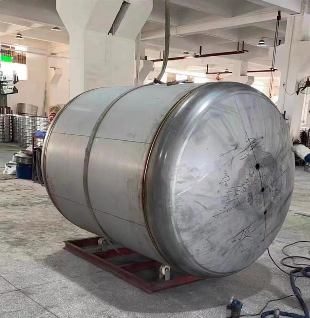 臥式承壓罐規(guī)格齊全輝煌