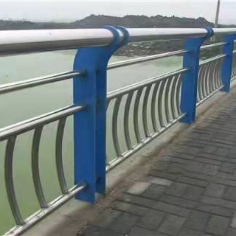 河道護欄桿安裝方法