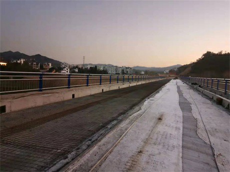 安徽省六安市裕安河道橋梁不銹鋼護(hù)欄