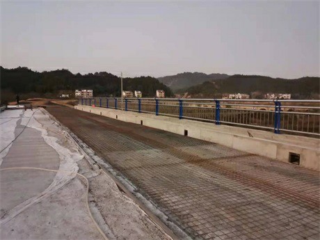張家口不銹鋼護欄立柱