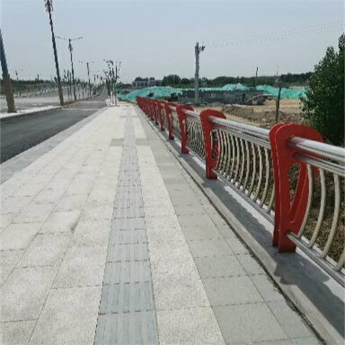 江蘇公園防撞護欄定做價格