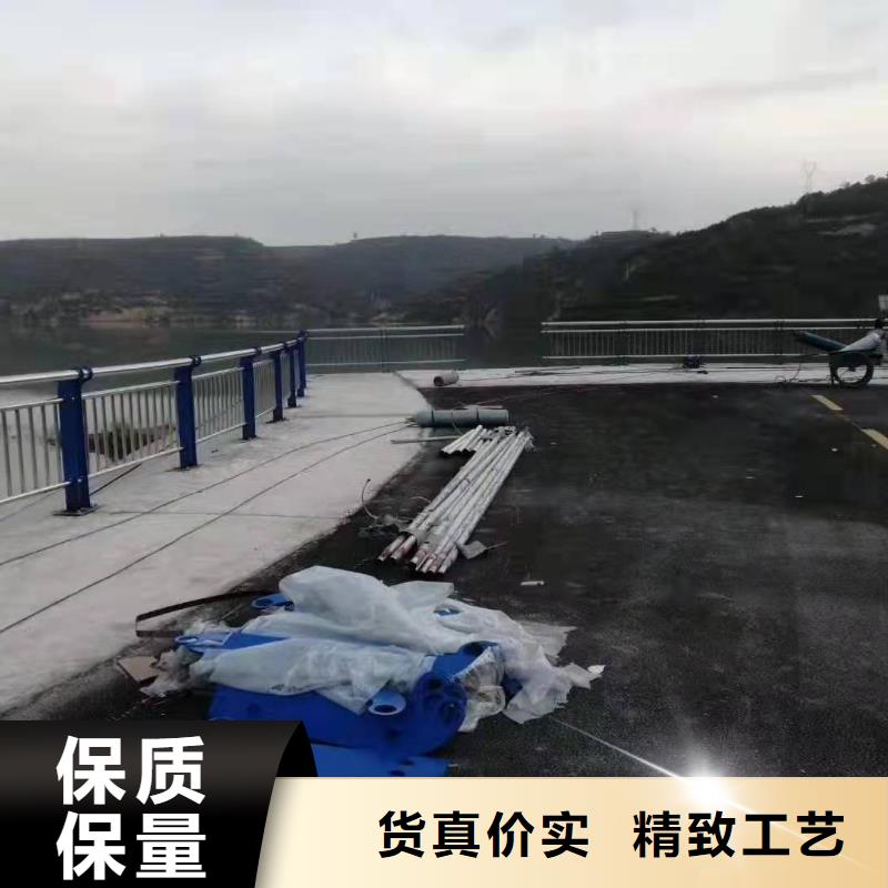 江蘇不銹鋼復(fù)合管河道護欄現(xiàn)貨充足