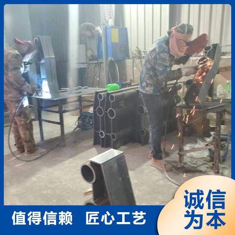 阿壩橋梁防撞護(hù)欄伸縮縫處圖片伸產(chǎn)地貨源