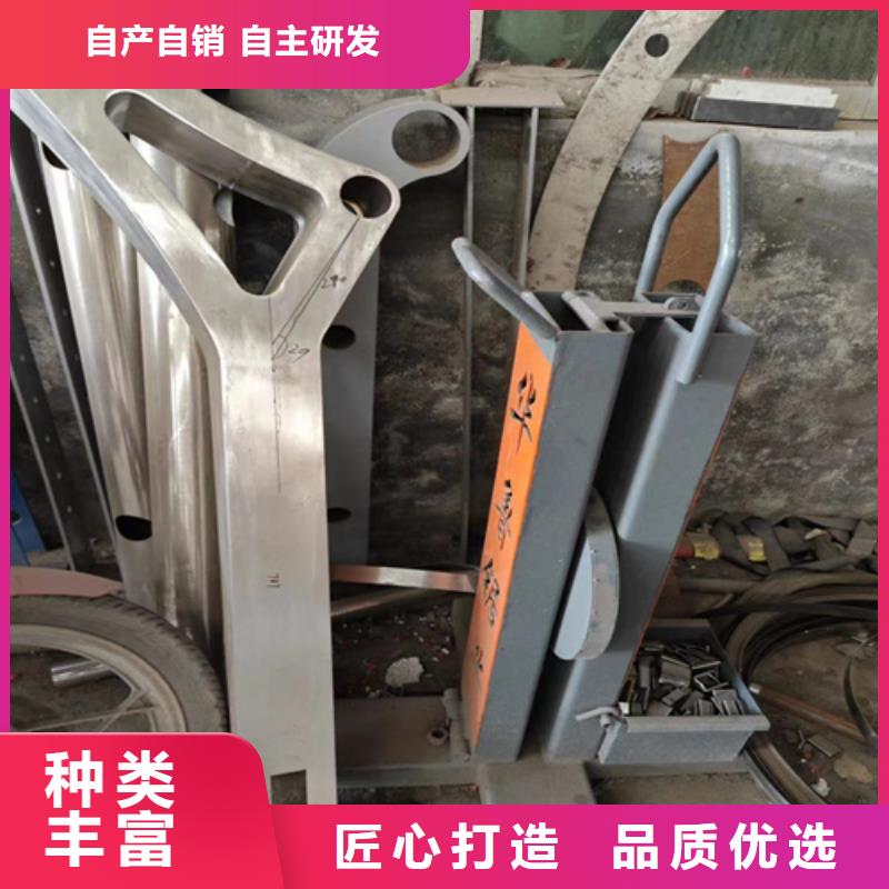 可定制的不銹鋼橋梁護欄安裝供貨商銷售的是誠信
