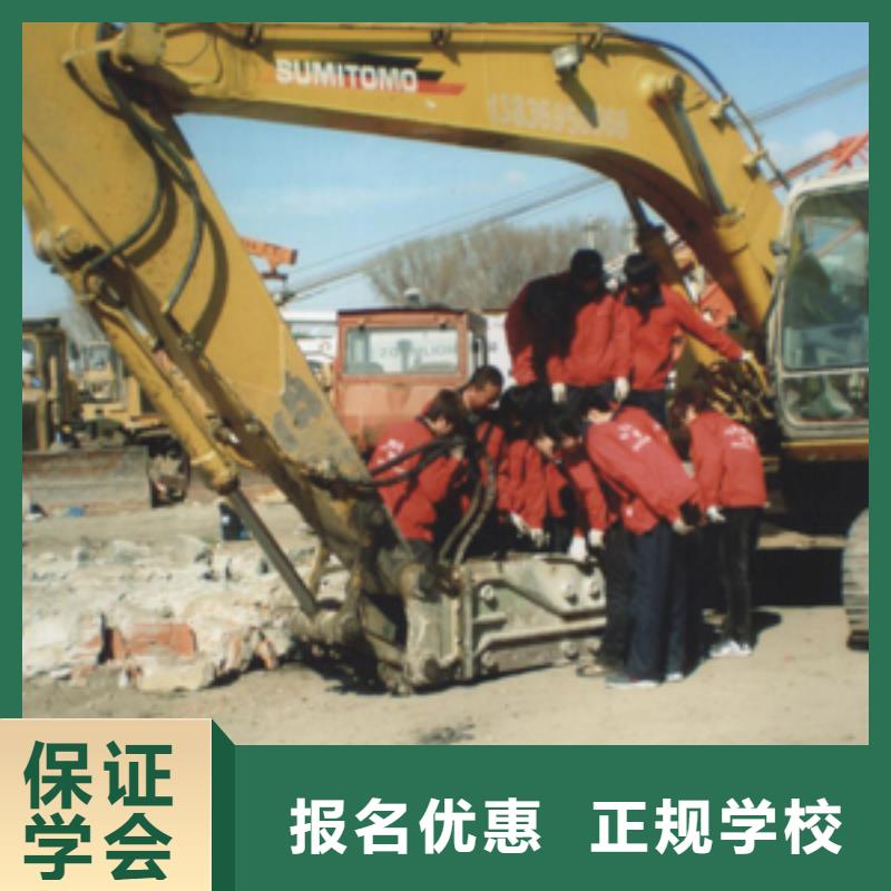 挖掘機操作,虎振招生電話技能+學歷當地廠家