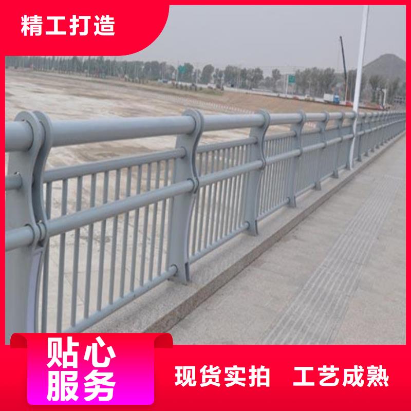 保山景區(qū)隔離燈光護(hù)欄
專業(yè)供貨商