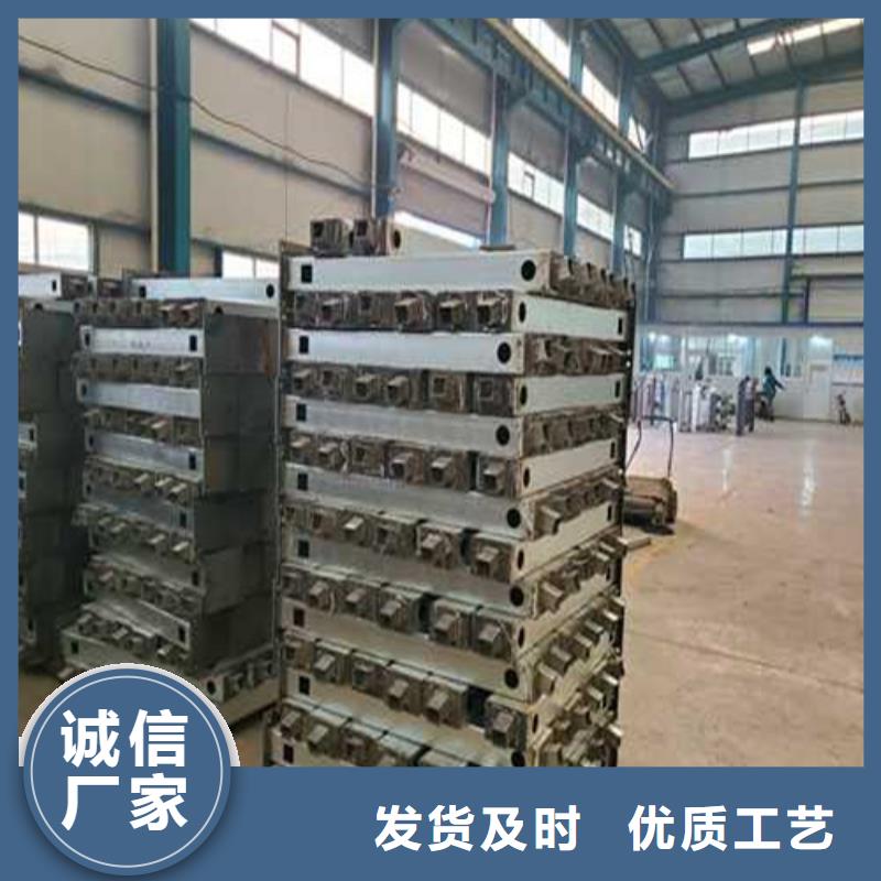 陽(yáng)江防撞不銹鋼復(fù)合管欄桿