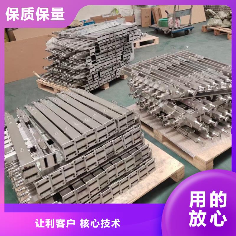 道路防撞護(hù)欄精益求精好品質(zhì)經(jīng)得住考驗(yàn)