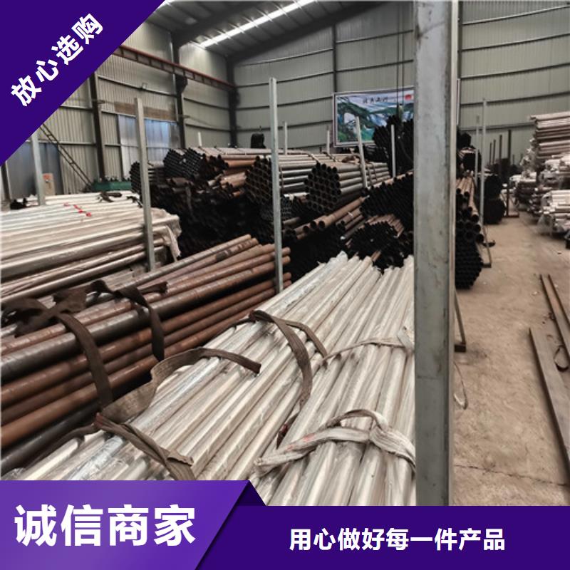 河道兩側圍欄制造工廠適用范圍廣
