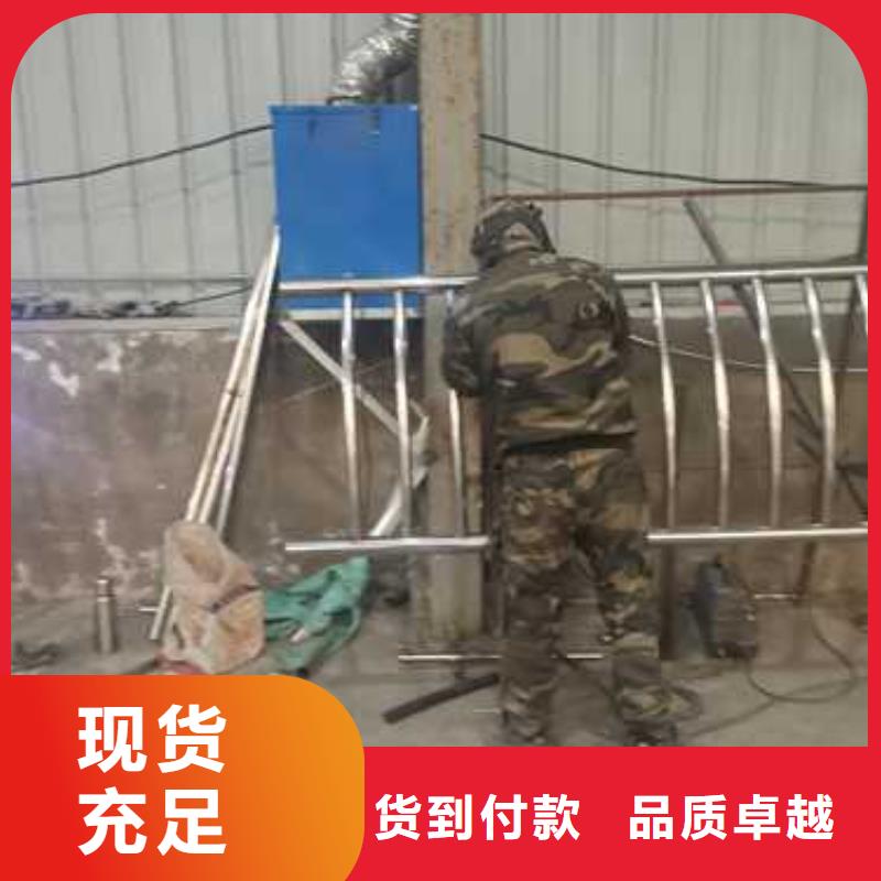 買橋梁碳素鋼噴涂護欄認準鑫潤通不銹鋼制品有限公司