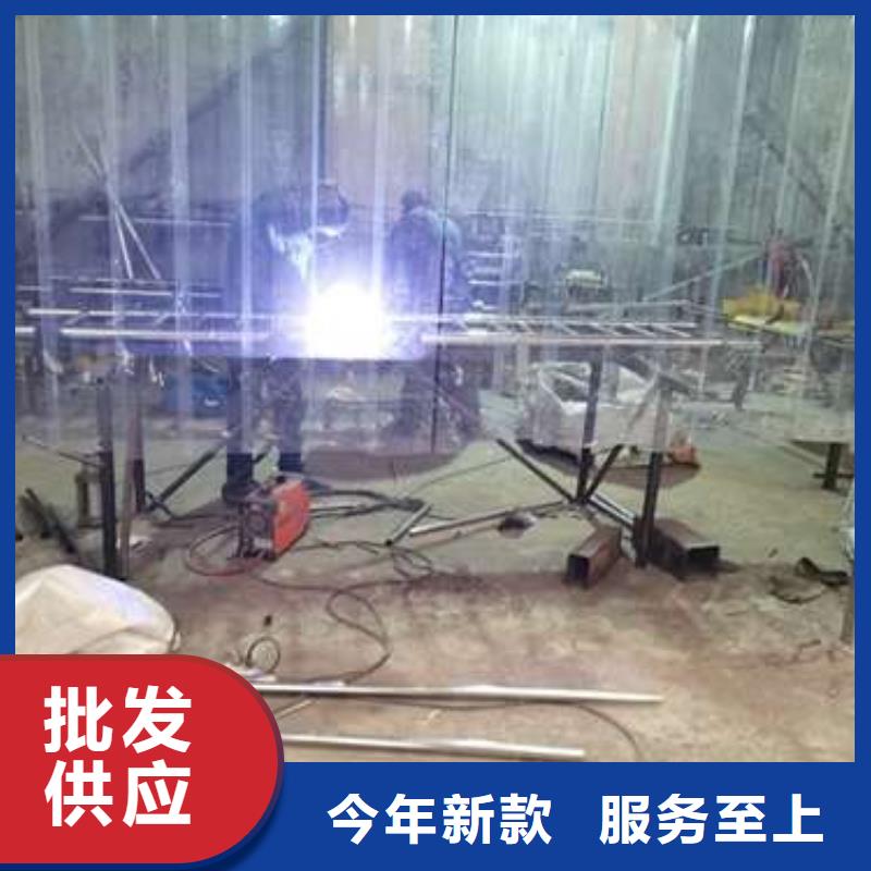 陜西省商洛鎮安隔離護欄一米多少錢