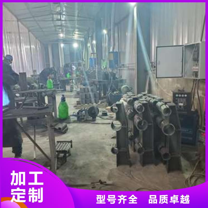 駐馬店#隔離防護(hù)護(hù)欄#性?xún)r(jià)比高