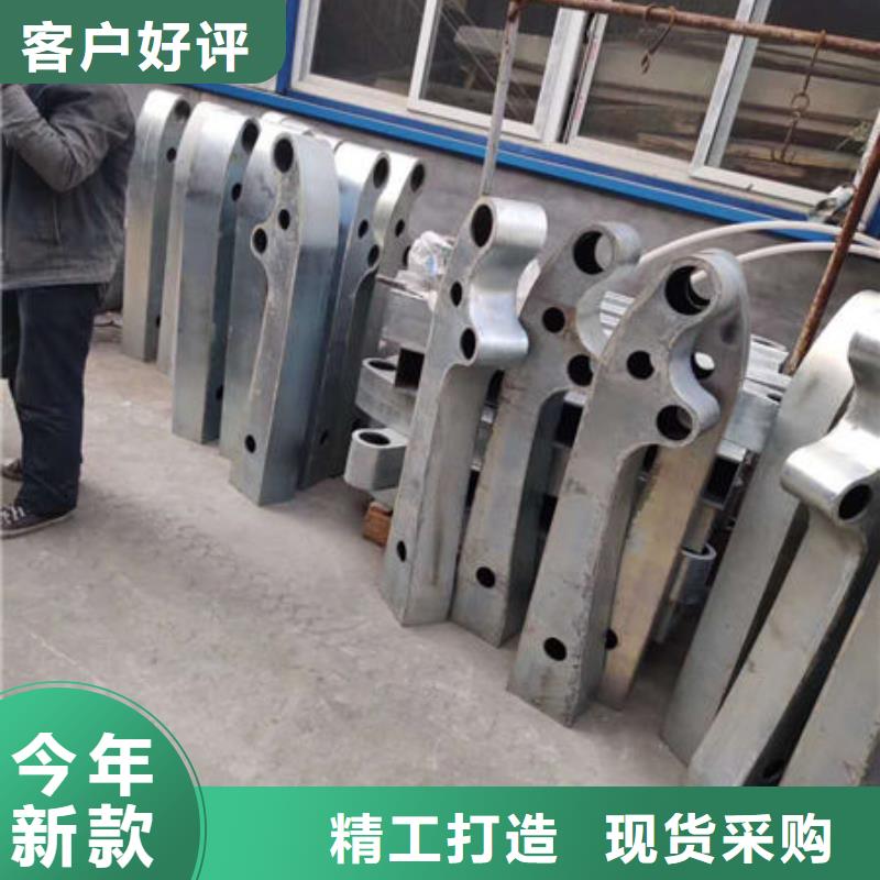 漳州防撞不銹鋼復(fù)合管護(hù)欄多少錢(qián)一米