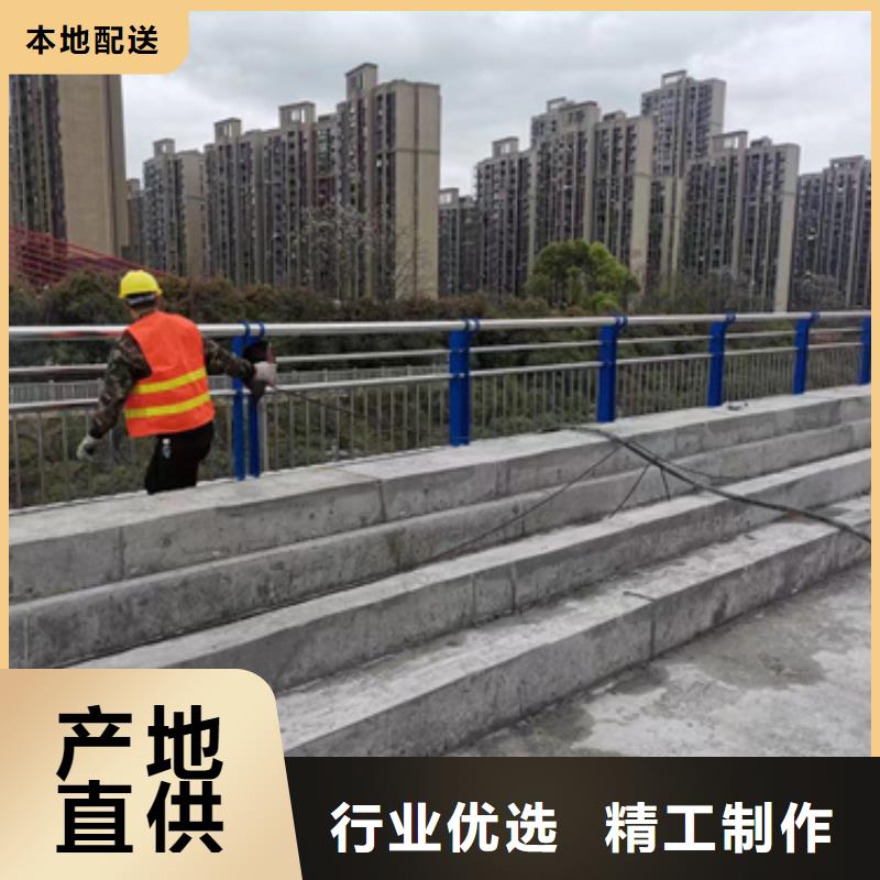 西藏金屬梁柱式中央防撞護(hù)欄出廠價(jià)