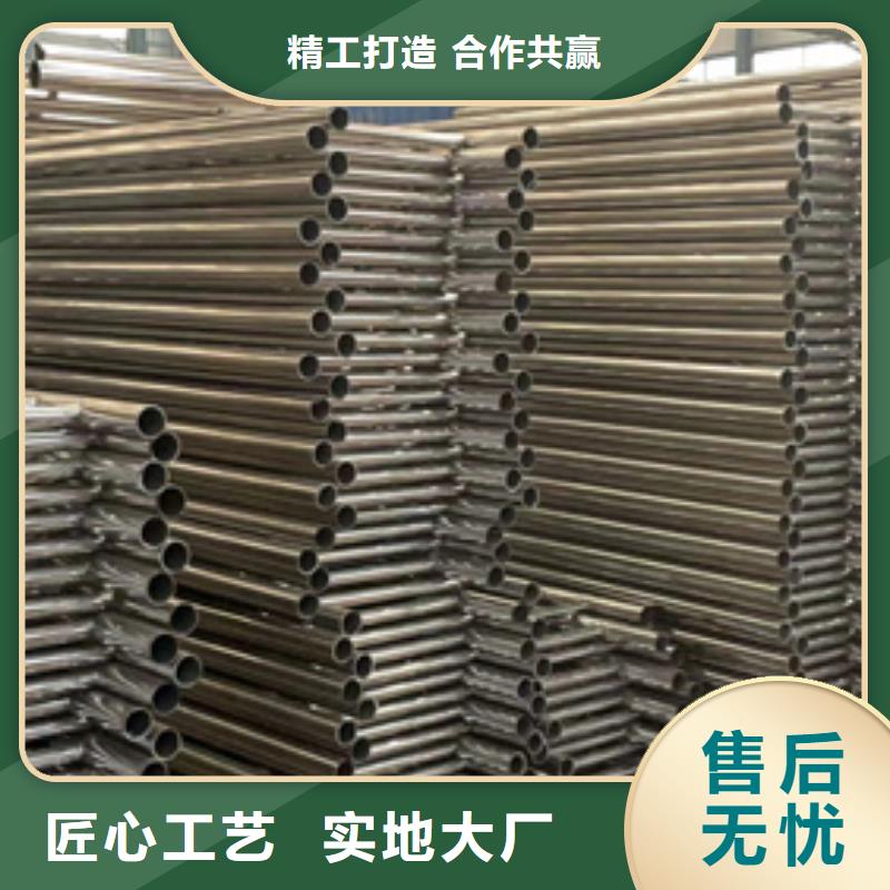 道路護欄304不銹鋼復合管廠家現貨供應工廠現貨供應