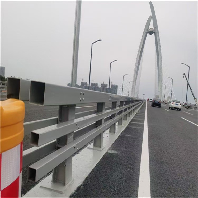 【護欄】棧道護欄廠通過檢測