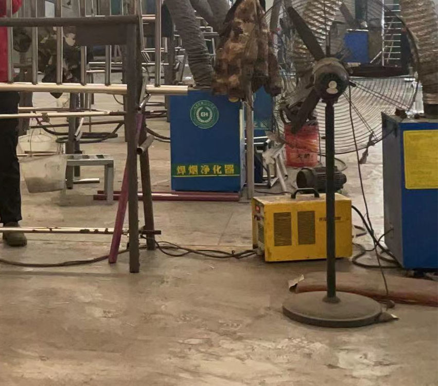 不銹鋼復合管河道護欄多少錢一米