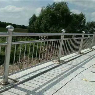 護欄【波形護欄】實力廠商客戶信賴的廠家