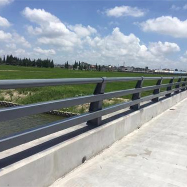 護欄燈光護欄廠價格地道