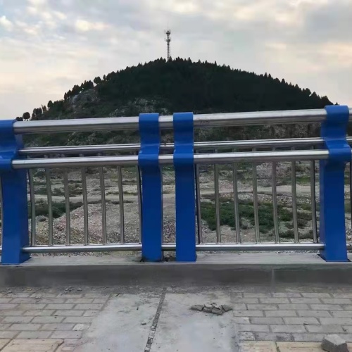 不銹鋼復合管人行道欄桿加工電話支持定制加工