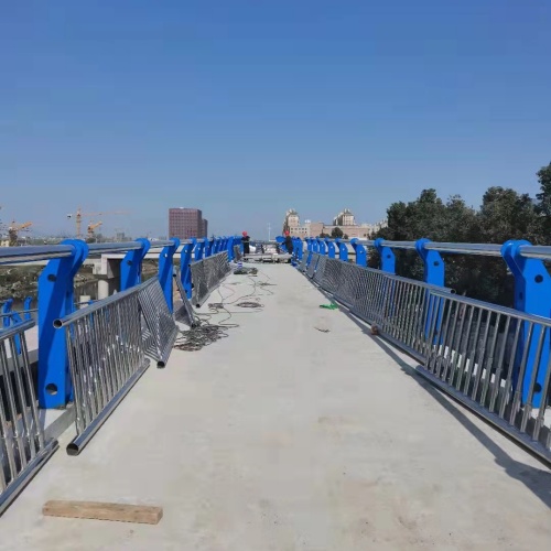 不銹鋼護欄立柱生產廠家