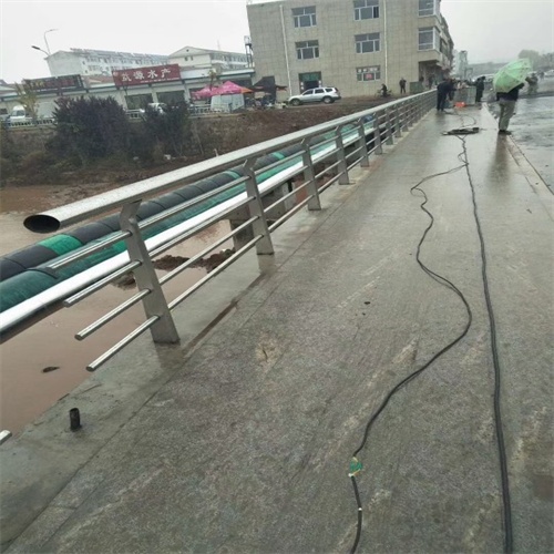 不銹鋼人行道護欄單價
