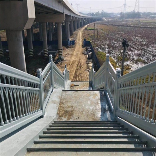 現貨供應機非防撞欄桿_誠信企業當地生產廠家