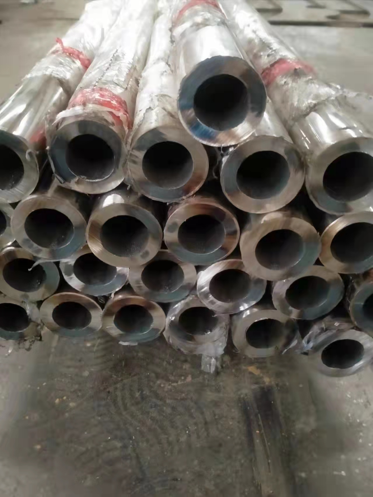 不銹鋼復合管_不銹鋼橋梁欄桿品質之選型號全價格低
