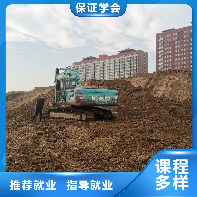 河北張家口市崇禮學叉車哪家好常年招生隨到隨學