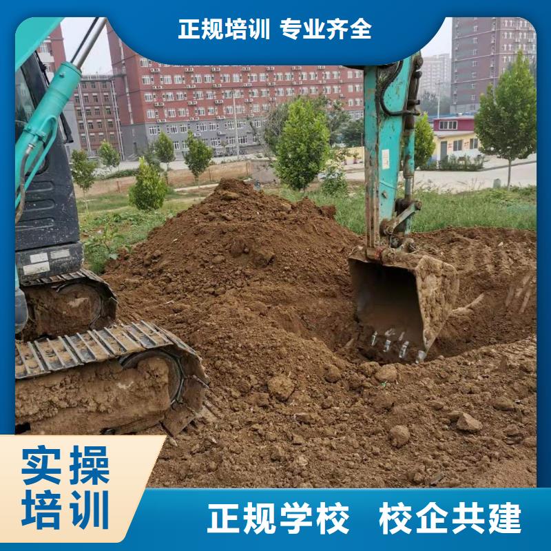河北張家口市萬全汽車吊培訓學校哪家好畢業后免費工作