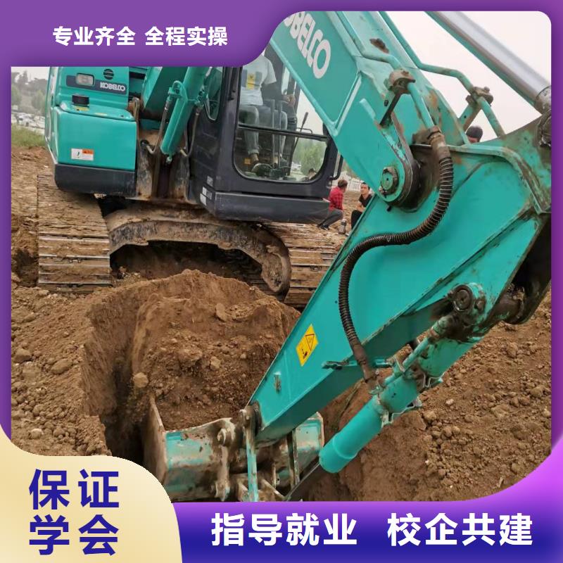 河北張家口市康保叉車培訓學校招生電話是多少常年招生隨到隨學