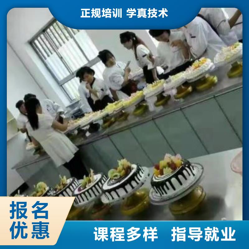 西點(diǎn)學(xué)校虎振挖掘機(jī)實(shí)操培訓(xùn)當(dāng)?shù)刎浽?></span>
<div   id=