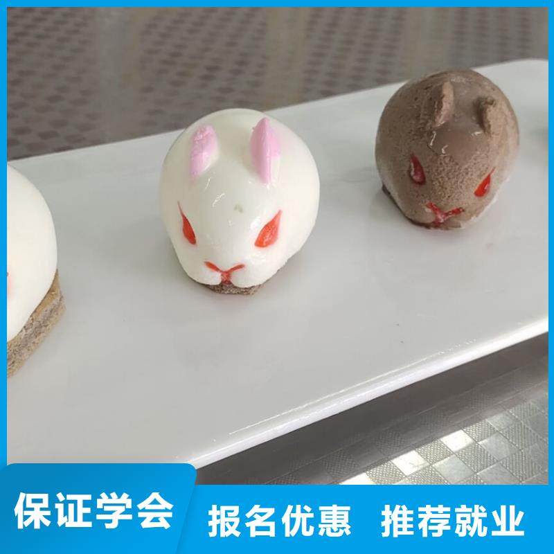 西點學校,哪個學校能學開挖掘機鏟車叉車實操培訓本地廠家