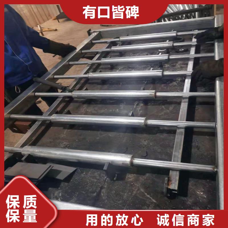 不銹鋼橋梁護(hù)欄公司上門服務(wù)每個細(xì)節(jié)都嚴(yán)格把關(guān)
