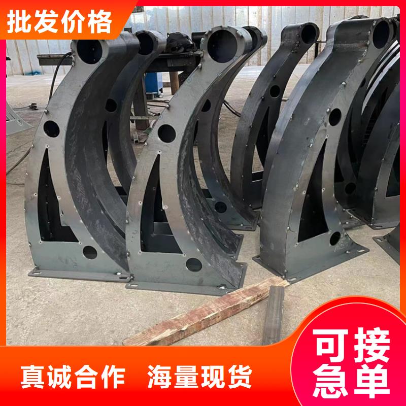 不銹鋼橋梁防護欄桿廠家訂制同城生產(chǎn)廠家