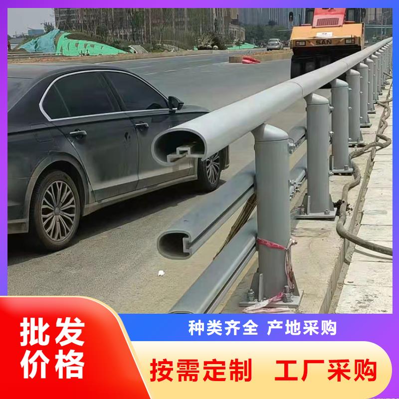 橋梁里的護(hù)欄廠家現(xiàn)貨銷售源頭廠家