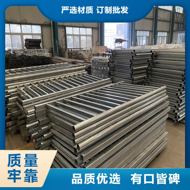 護欄鋼板立柱注重細節(jié)應用廣泛