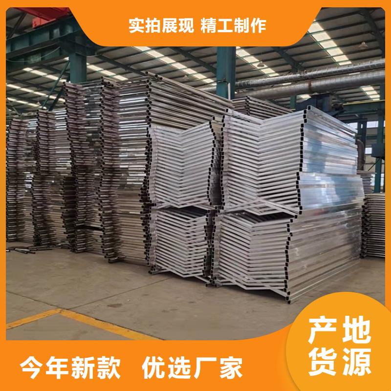 通渭不銹鋼復(fù)合管市政護(hù)欄實力廠家,信譽(yù)優(yōu)良