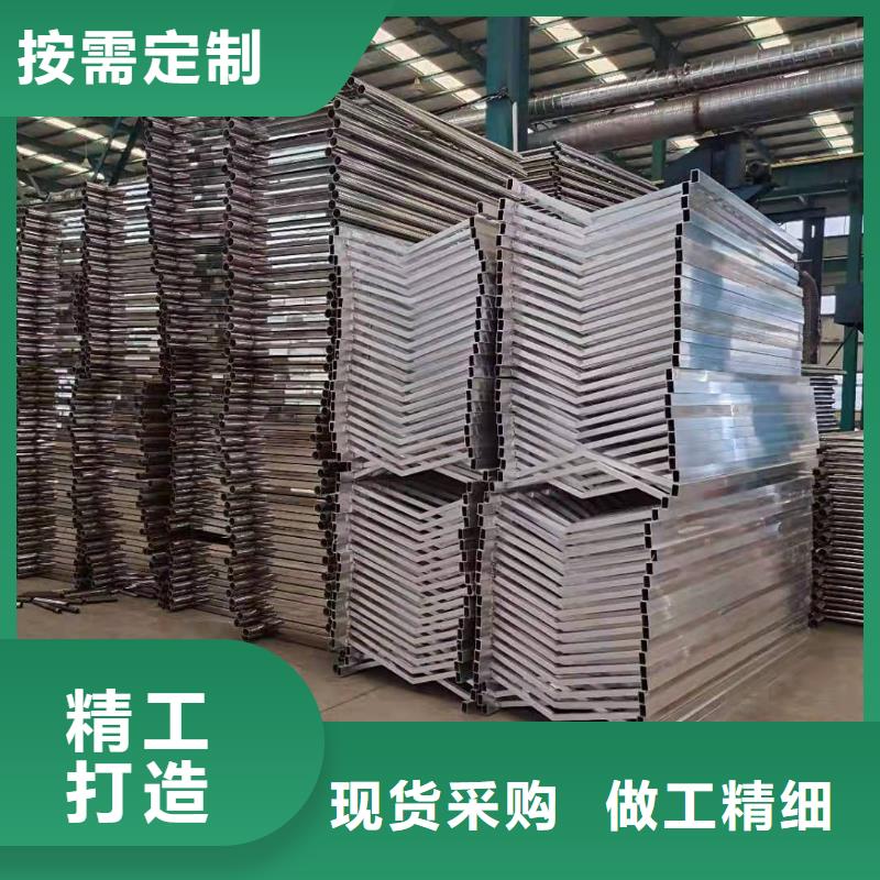 專業銷售不銹鋼復合管護欄-品牌本地公司