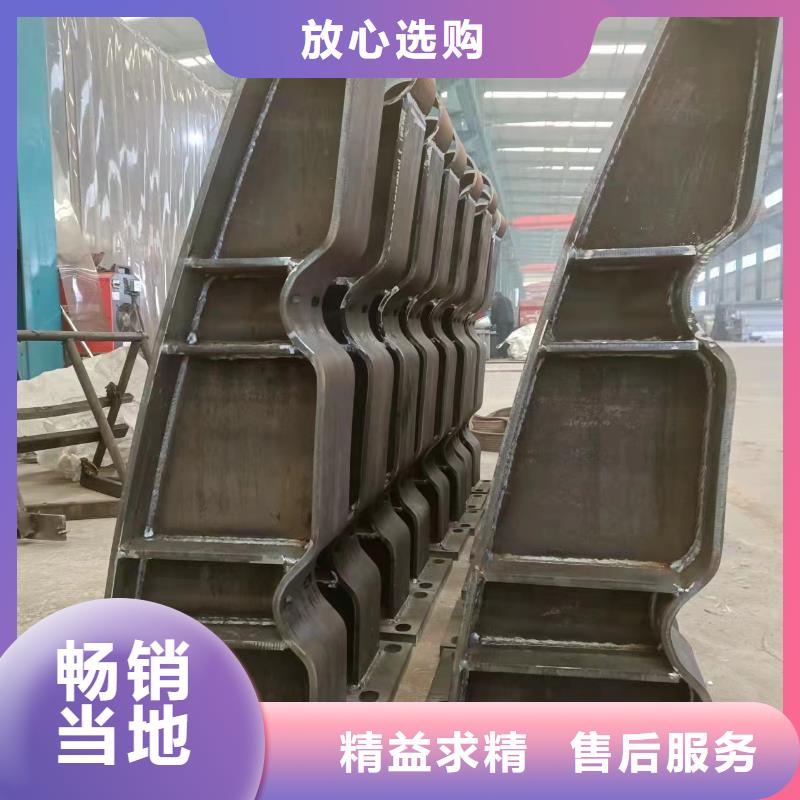 金屬梁柱式中央防撞護欄廠家-行業用心做產品
